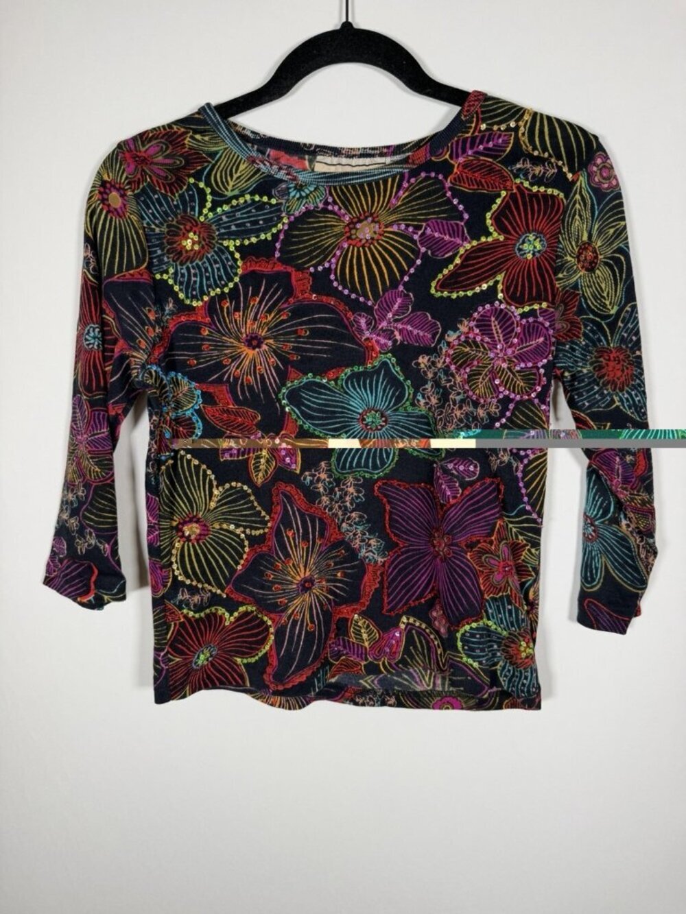 Vintage Y2K Carrie Allen black floral Asian beaded sequined tshirt M festival